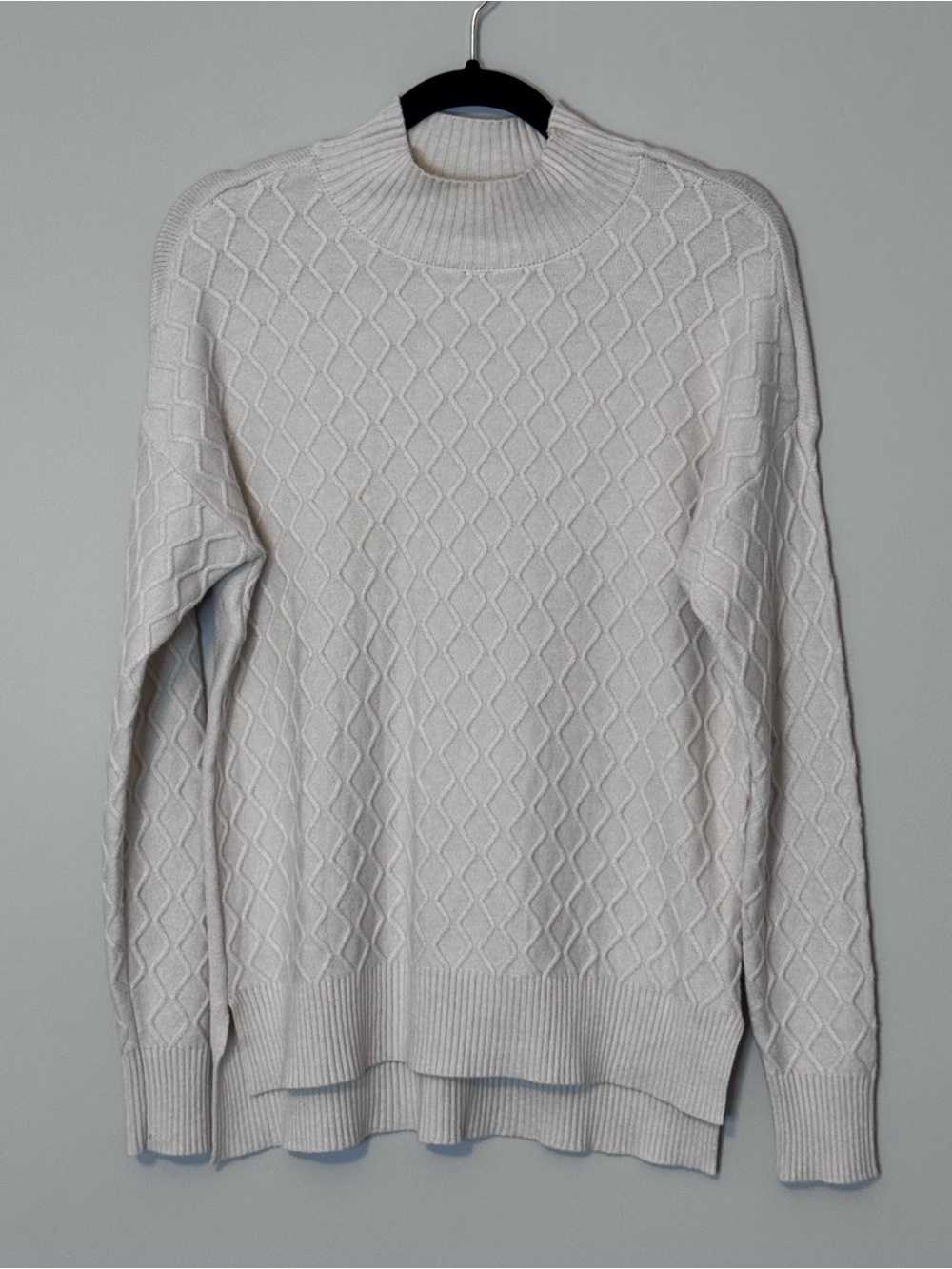 CYRUS Cream Cable Knit Mock Neck Sweater Medium High Low Hem